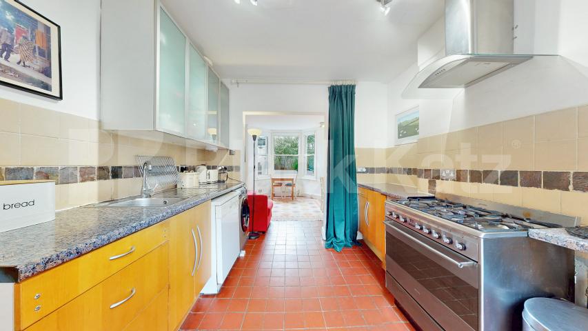 Stunning Apartment With Private Patio Tabor Road, Hammersmith